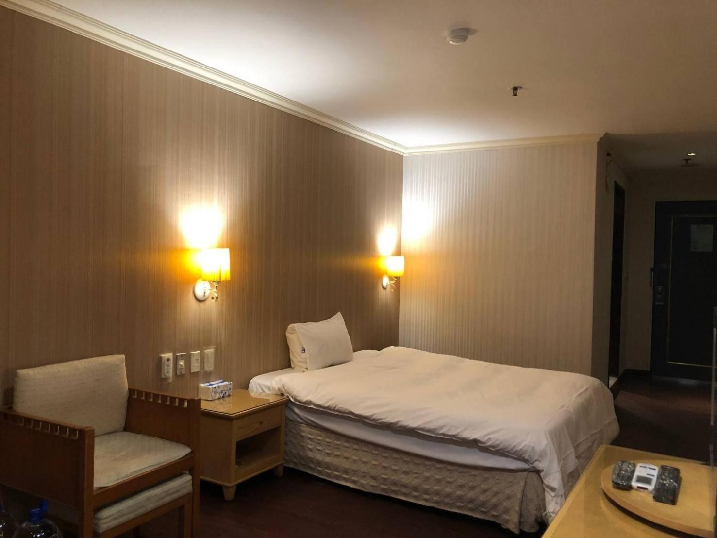 Hermes Hotel مدينة هسينشو المظهر الخارجي الصورة